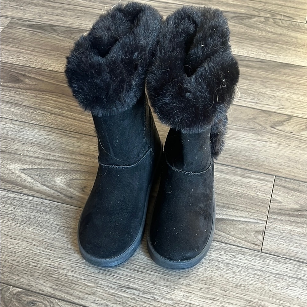 Black Faux Fur Winter Boots